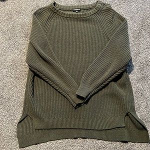 Women’s express over sized sweater XS